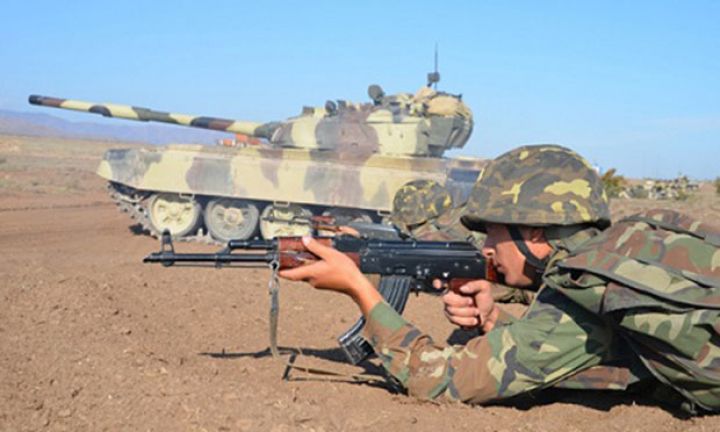 Qazaxda intensiv atışma - Yaşayış evlərinə zərər dəyib
