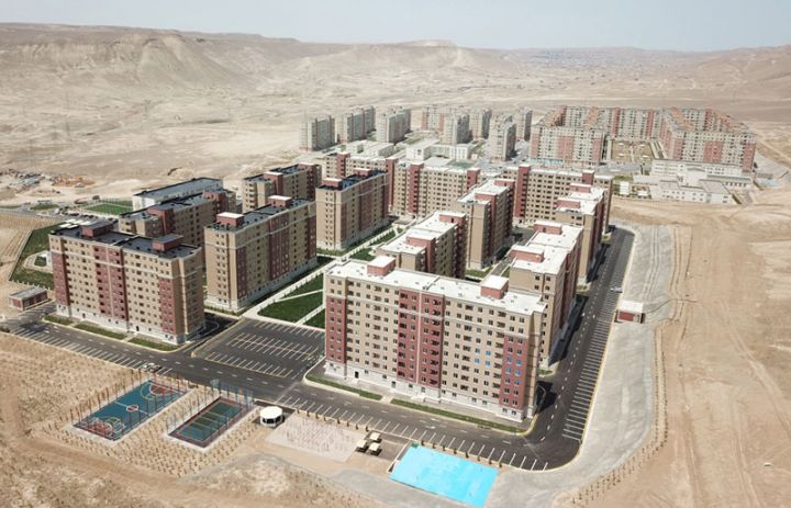 İlham Əliyev və Mehriban Əliyeva yaşayış kompleksinin açılışını etdi
