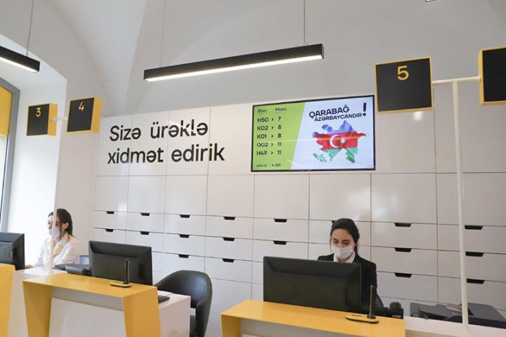 Bank filialını tam yeni konseptdə istifadəyə verib