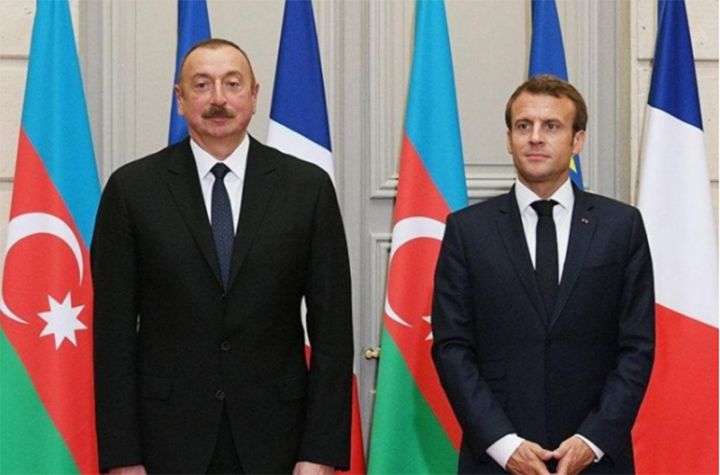 Makron Əliyevə zəng vurdu