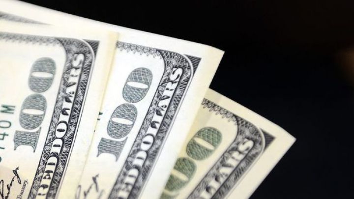 Martda ABŞ büdcəsində 660 milyard dollar kəsir yaranıb