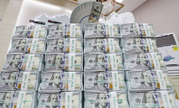 Rusiyanın beynəlxalq ehtiyatları 600 milyard dolları keçib