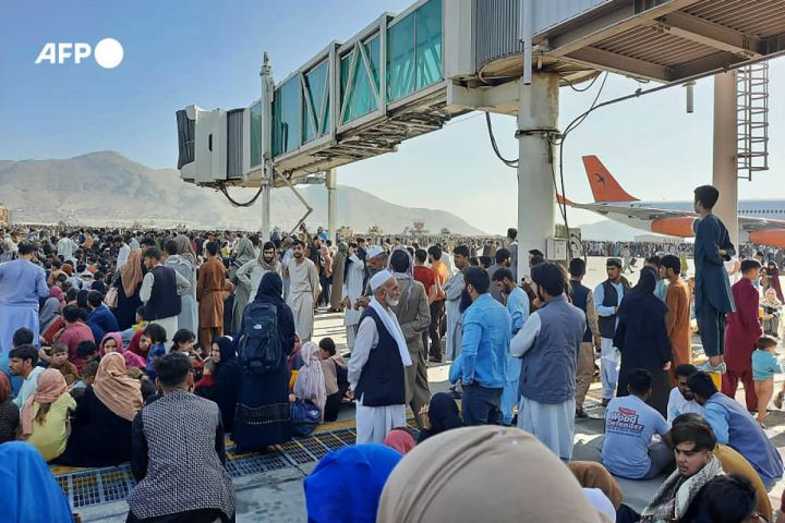 Kabil hava limanından kommersiya uçuşları dayandırılıb