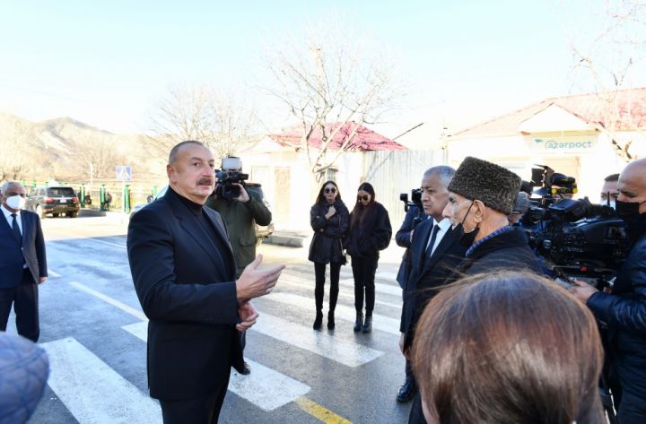 İlham Əliyev Zəngəzur dəhlizindən danışıb