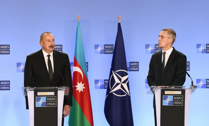 Brüsseldəki birgə mətbuat konfransının TAM VERSİYASI