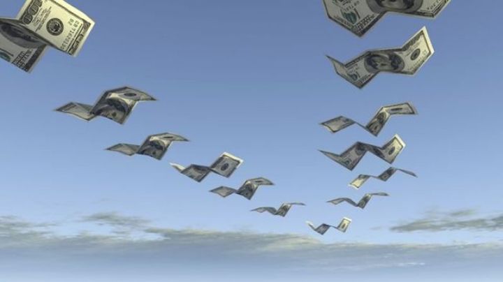 Rusiyadan xalis kapital axını kəskin artıb - 73,9 MİLYARD DOLLAR