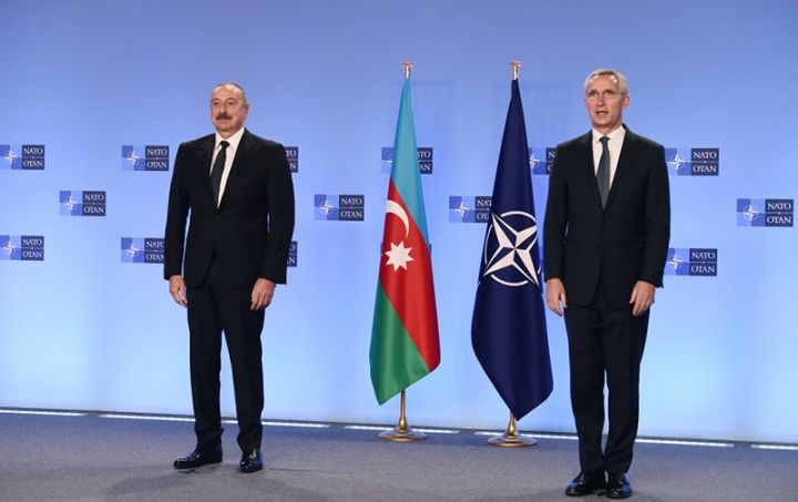 İlham Əliyev NATO-nun Baş katibilə görüşdü