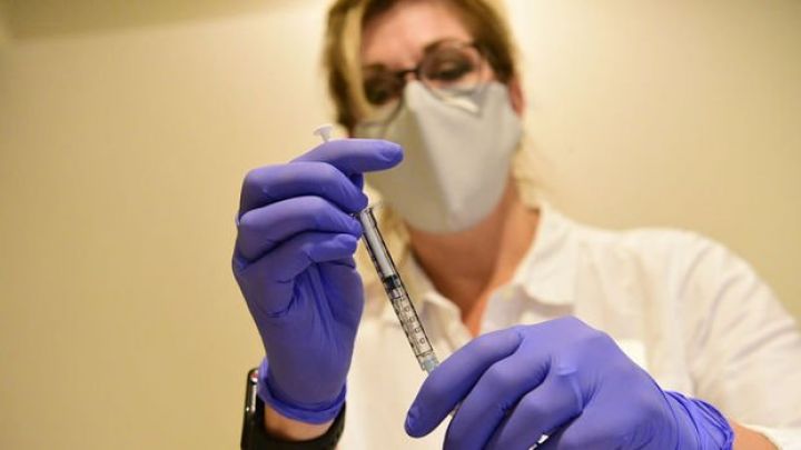 Koronavirus peyvəndi bazarı illik 25 milyard dollara çata bilər