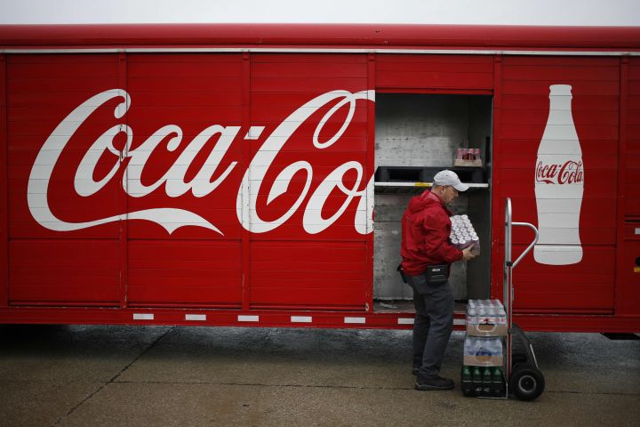 Ötən il "Coca-Cola" 33 milyard dollar xalis gəlir əldə edib