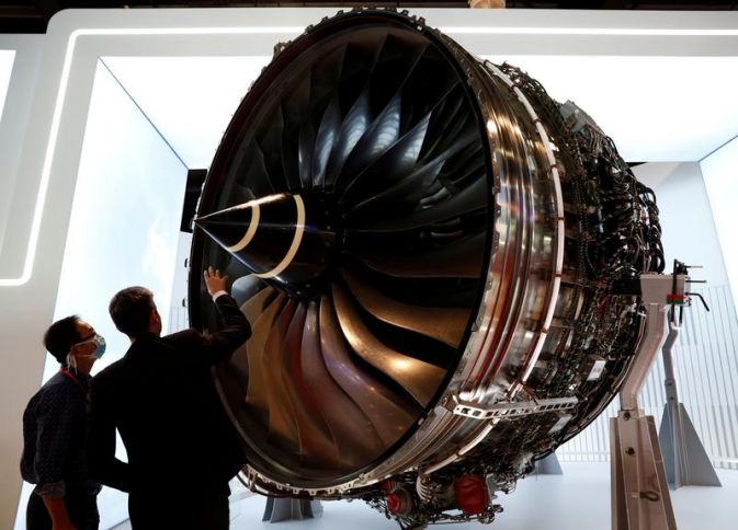 Rolls-Royce daha çox zərərə düşüb