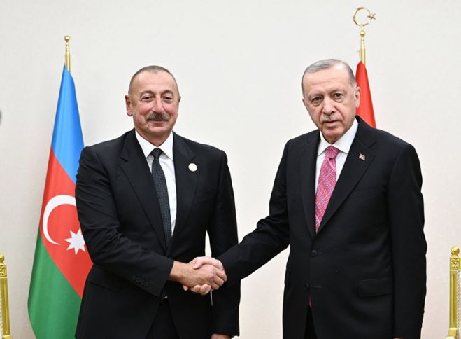 Əliyev və Ərdoğan ətraflı fikir mübadiləsi aparıb