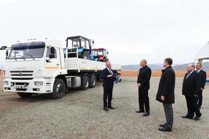 Azərbaycanda “KAMaz”ın servis mərkəzinin təməli qoyuldu