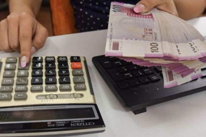 Dövlət büdcəsindəki profisit 3 dəfədən çox azalıb