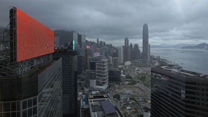 Evergrande narahatlığı Honq Konqa sıçradı - 20 FAİZƏ YAXIN UCUZLAŞMA