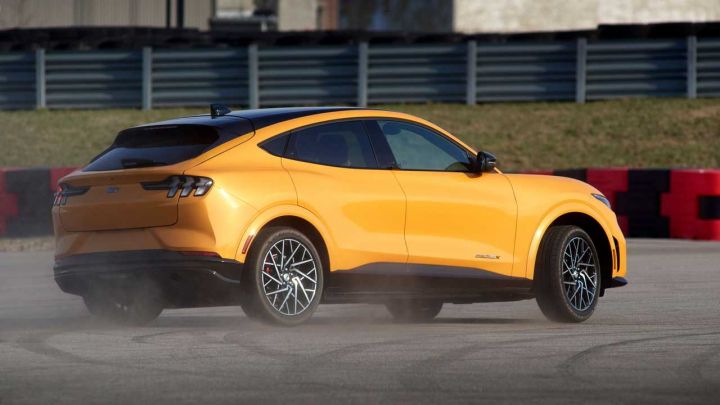 “Ford” 38 min krossoverini geri çağırır