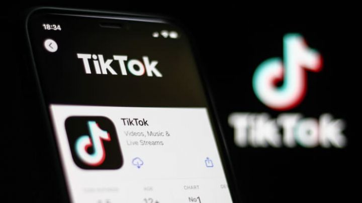 1 milyard istifadəçi - Facebook-a çatmaq istəyir