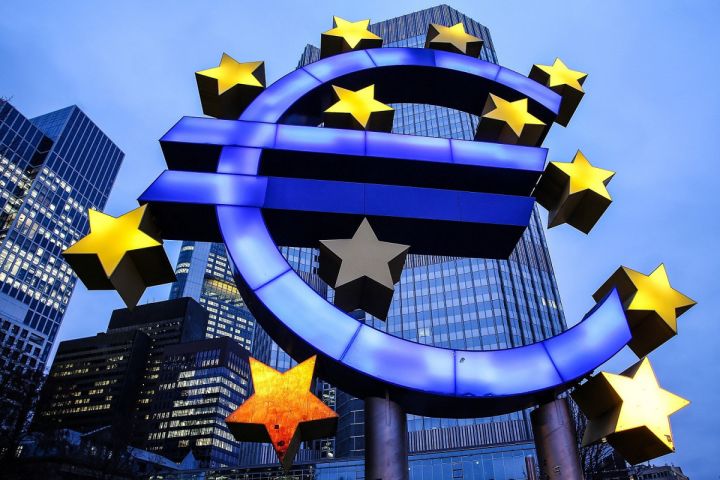 "S&P" Avrozona iqtisadiyyatı üzrə proqnozunu azaldıb