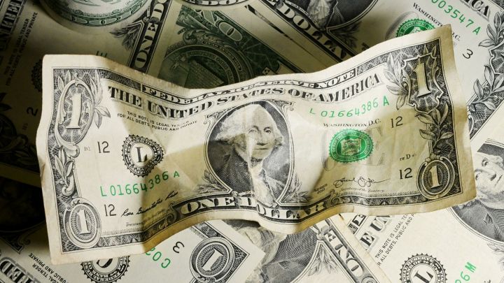 Rusiyanın ən varlı 25 nəfərinin sərvəti ilin əvvəlindən 17,8 milyard dollar azalıb