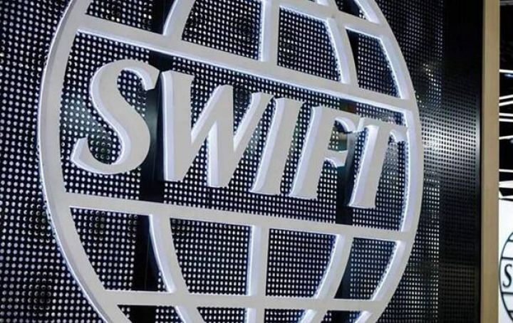 Rusiyanın SWIFT-dən çıxarılması son sanksiyalar paketinə daxil deyil - Reuters