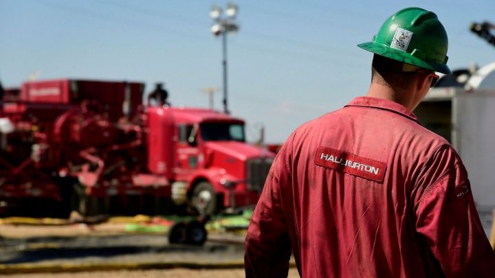 İraq neft və qaz yataqlarının işlənməsi üçün Halliburton və Saudi Aramco ilə danışıqlar aparır
