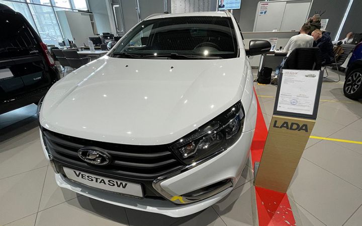 Lada avtomobillərinin qiymətləri yenidən artırıldı