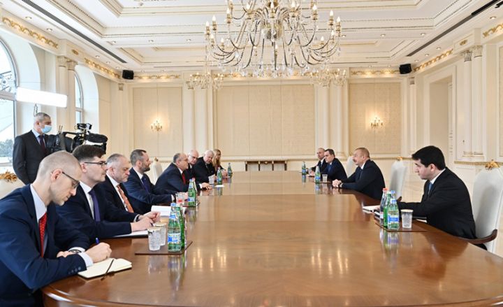 "Münaqişə artıq öz həllini tapıb" - Prezident ATƏT-in fəaliyyətdə olan sədrini qəbul edib