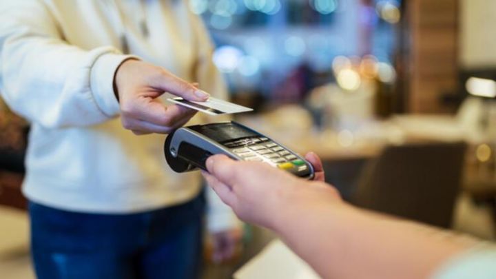 Azərbaycanda POS-terminallar ilə illik ödənişlər 4 milyard manata yaxınlaşıb