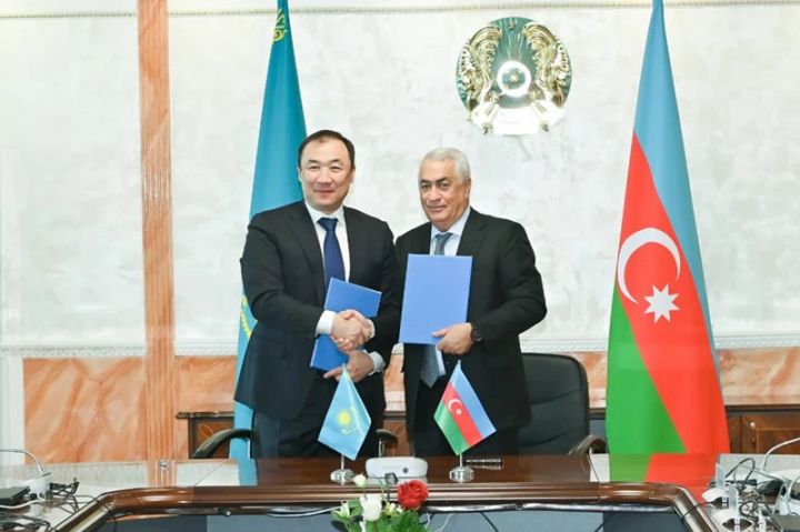 Qazaxıstan və Azərbaycan logistika sahəsində əməkdaşlığa dair saziş imzalandı
