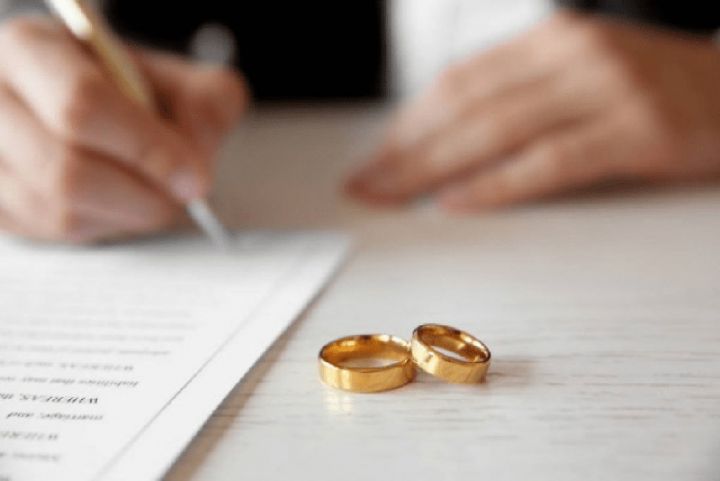 Azərbaycanda hər gün 162 nikah və 42 boşanma qeydə alınır