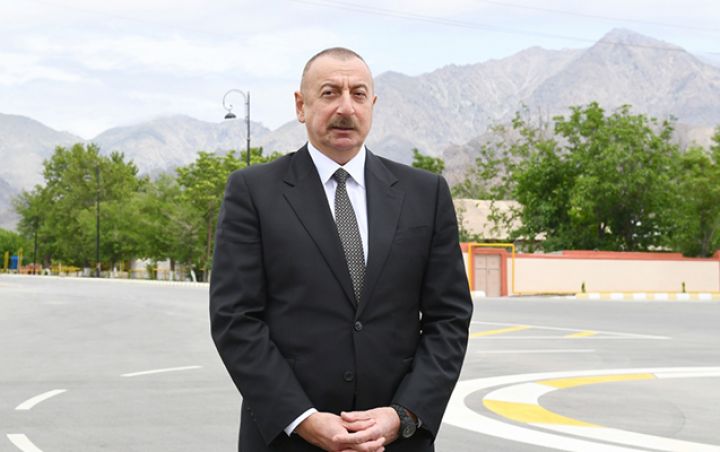 Prezident Göygöl, Kəlbəcər və Laçında olub