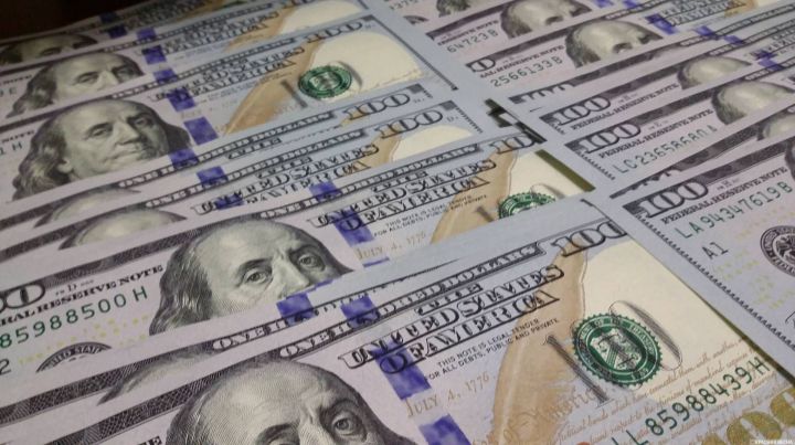 Ukrayna bu dövlətdən illik 1%  dərəcəsilə 500 milyon dollar kredit aldı
