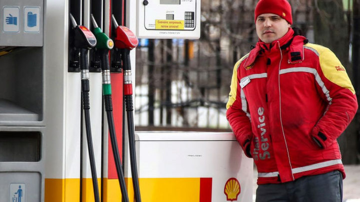 Lukoil şirkəti 411 yanacaqdoldurma məntəqəsini alır