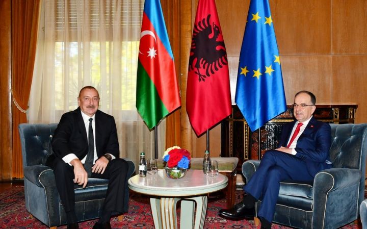 İlham Əliyevin Albaniya Prezidenti ilə təkbətək görüşü olub