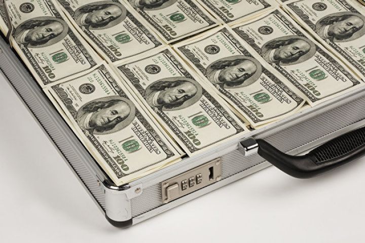 Hərracda 3 dəfə çox dollar satıldı - Mərkəzi Bank məlumat yaydı