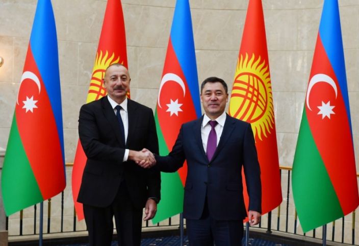 Azərbaycan-Qırğızıstan sənədləri imzalanıb