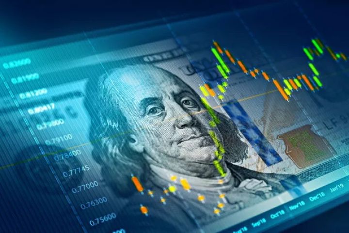 Qlobal bazarlarda bir söz səslənir: Dollar