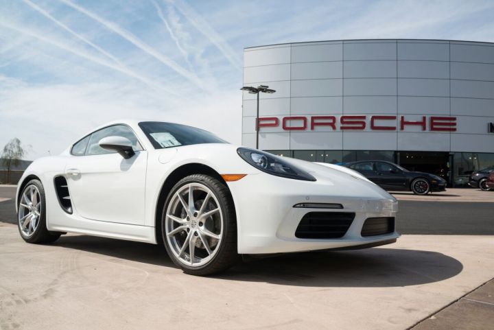 Volkswagen Porsche-nin bir hissəsini sataraq 9,4 milyard avroya qədər gəlir əldə etməyi hədəfləyir