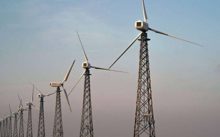 Səudiyyə Ərəbistanı 3300 MVt gücündə beş "yaşıl" enerji obyekti tikəcək