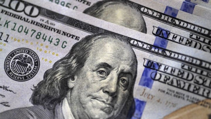 Azərbaycan Mərkəzi Bankının valyuta ehtiyatları "kökəlir"