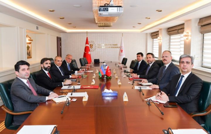 Türkiyənin sığorta şirkətlərinin Azərbaycan bazarına investisiya yatırmaq imkanları müzakirə edilib