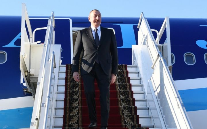 İlham Əliyev Türkiyəyə getdi