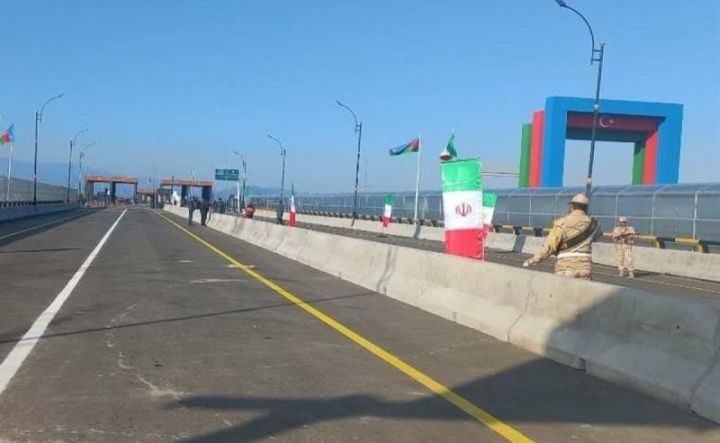 İranla Azərbaycan arasında yeni körpünün açılışı oldu