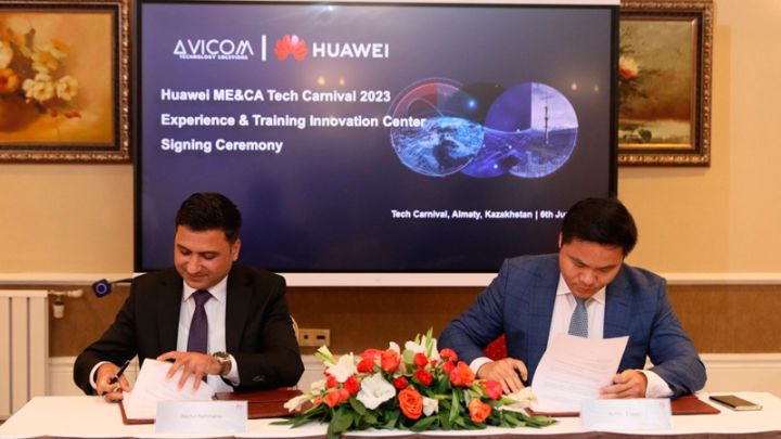 Azərbaycanın İKT şirkəti Huawei-in Yaxın Şərq və Mərkəzi Asiyada ilin tərəfdaşı oldu - FOTOLAR