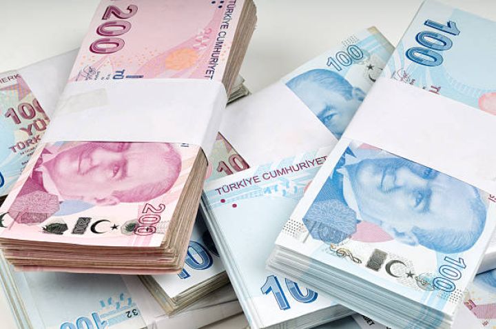 100 Türk lirəsinin qiyməti 7 manatdan da aşağı düşüb - 34 FAİZDƏN ÇOX UCUZLAŞMA