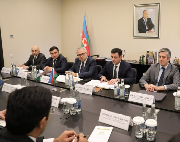 Özbəkistanın nümayəndə heyəti “AzerGold” QSC-nin qonağı olub