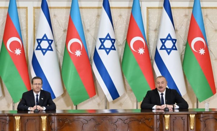 Əliyev və Hersoqun mətbuata bəyanatları