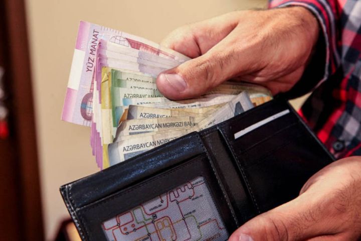 "Manatın dəyər itirməsi ilə bağlı fikirlə razılaşa bilmərəm" - Mərkəzi Bankın sədri