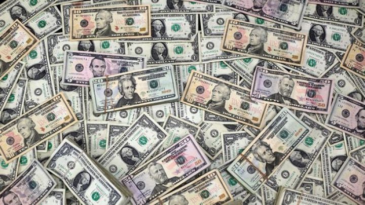 Qlobal borclar üçüncü rübdə 307 trilyon dolları ötüb
