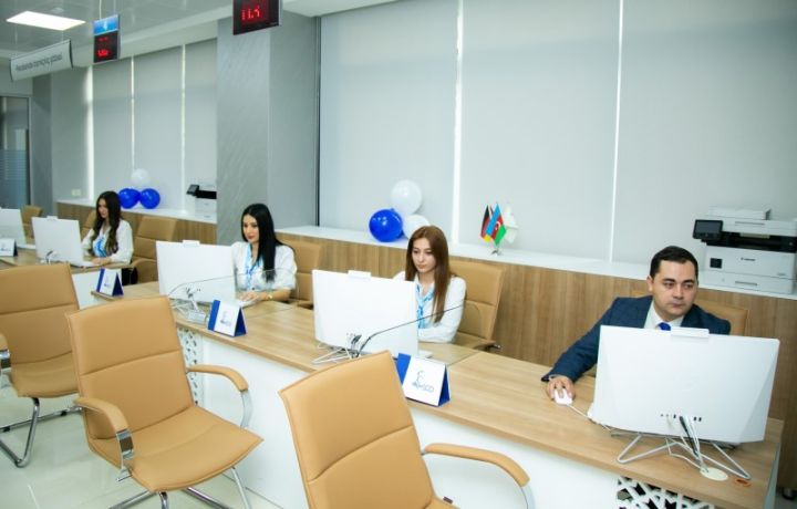 Bank “Azadlıq” filialının ünvanını dəyişdi