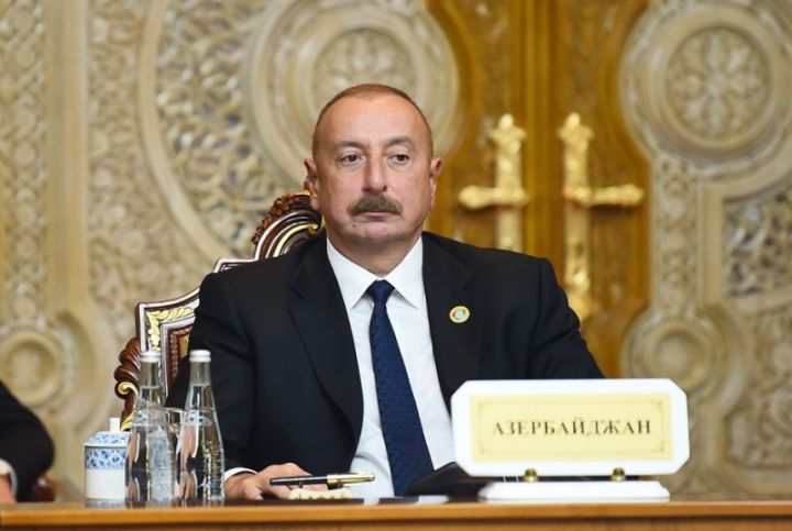 "Bakı-Tbilisi-Qars dəmir yolu tərəfimizdən müasirləşdirilir"